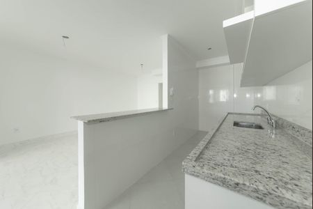 Apartamento à venda com 95m², 3 quartos e 2 vagas Apartamento à venda com 95m², 3 quartos e 2 vagasCozinha