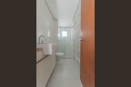 Apartamento à venda com 95m², 3 quartos e 2 vagas Apartamento à venda com 95m², 3 quartos e 2 vagasBanheiro Social