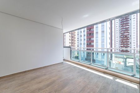 Apartamento à venda com 95m², 3 quartos e 2 vagas Apartamento à venda com 95m², 3 quartos e 2 vagasVaranda