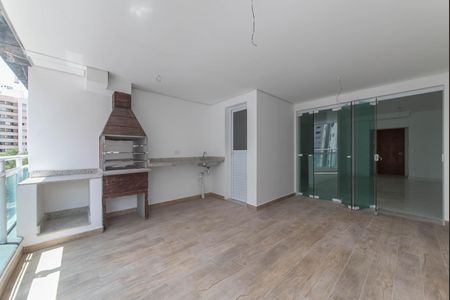 Apartamento à venda com 95m², 3 quartos e 2 vagas Apartamento à venda com 95m², 3 quartos e 2 vagasVaranda
