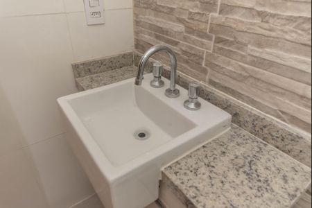 Apartamento à venda com 95m², 3 quartos e 2 vagas Apartamento à venda com 95m², 3 quartos e 2 vagasBanheiro da Suíte