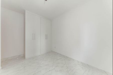 Apartamento à venda com 95m², 3 quartos e 2 vagas Apartamento à venda com 95m², 3 quartos e 2 vagasQuarto 2