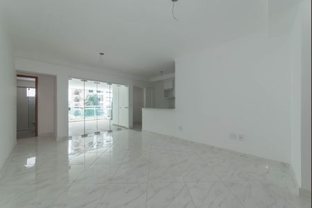Apartamento à venda com 95m², 3 quartos e 2 vagas Apartamento à venda com 95m², 3 quartos e 2 vagasSala