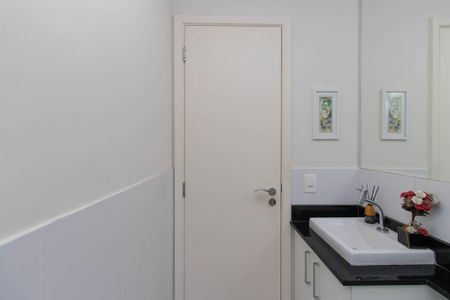 Apartamento à venda com 63m², 2 quartos e 2 vagasBanheiro Social