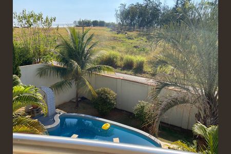 Casa de condomínio à venda com 560m², 4 quartos e 4 vagas