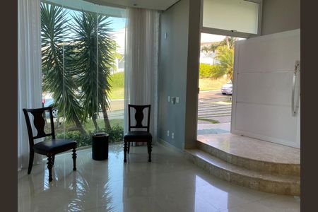 Casa de condomínio à venda com 560m², 4 quartos e 4 vagas