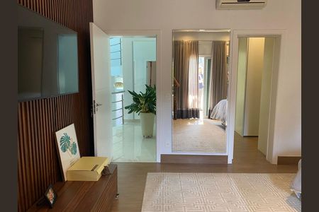 Casa de condomínio à venda com 560m², 4 quartos e 4 vagas