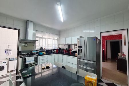 Casa à venda com 185m², 3 quartos e 3 vagasCozinha