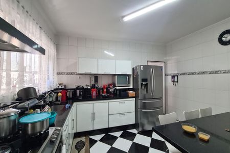 Casa à venda com 185m², 3 quartos e 3 vagasCozinha