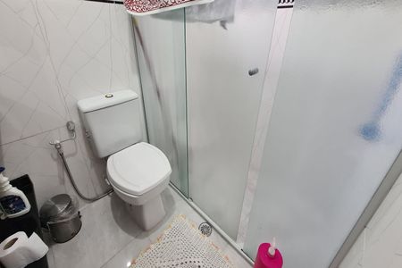 Casa à venda com 185m², 3 quartos e 3 vagasBanheiro da Suíte 2