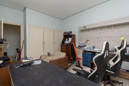 Casa à venda com 275m², 3 quartos e 3 vagas Casa à venda com 275m², 3 quartos e 3 vagasQuarto 1