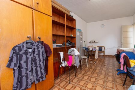 Casa à venda com 275m², 3 quartos e 3 vagas Casa à venda com 275m², 3 quartos e 3 vagasEdícula - Quarto