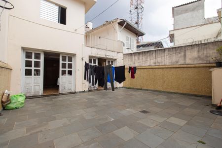 Casa à venda com 275m², 3 quartos e 3 vagas Casa à venda com 275m², 3 quartos e 3 vagasQuintal