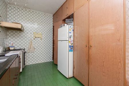 Casa à venda com 275m², 3 quartos e 3 vagas Casa à venda com 275m², 3 quartos e 3 vagasCozinha