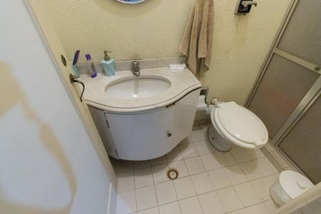 Casa à venda com 275m², 3 quartos e 3 vagas Casa à venda com 275m², 3 quartos e 3 vagasLavabo