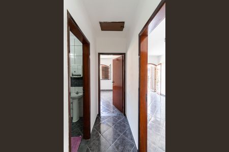 Casa à venda com 80m², 2 quartos e 2 vagas Casa à venda com 80m², 2 quartos e 2 vagasCorredor