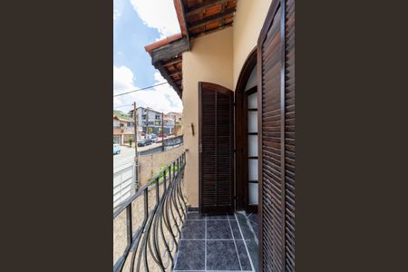 Casa à venda com 80m², 2 quartos e 2 vagas Casa à venda com 80m², 2 quartos e 2 vagasVaranda Quarto 2