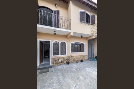 Casa à venda com 80m², 2 quartos e 2 vagas Casa à venda com 80m², 2 quartos e 2 vagasGaragem