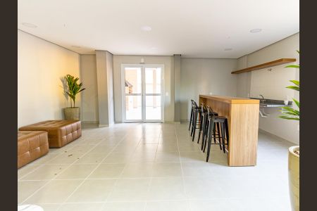 Apartamento para alugar com 42m², 2 quartos e 1 vaga Apartamento para alugar com 42m², 2 quartos e 1 vagaÁrea comum - Salão de festas