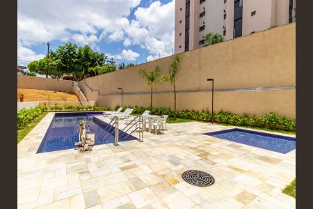 Apartamento para alugar com 42m², 2 quartos e 1 vaga Apartamento para alugar com 42m², 2 quartos e 1 vagaÁrea comum - Piscina