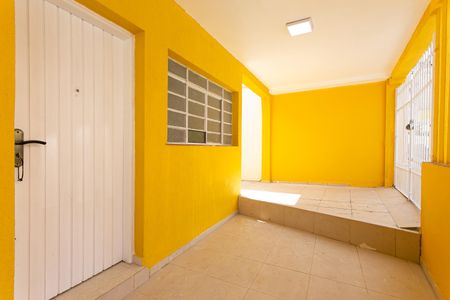 Casa para alugar com 100m², 2 quartos e 1 vaga Casa para alugar com 100m², 2 quartos e 1 vagaEntrada