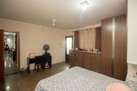 Casa para alugar com 156m², 4 quartos e 3 vagas Casa para alugar com 156m², 4 quartos e 3 vagasQuarto 1