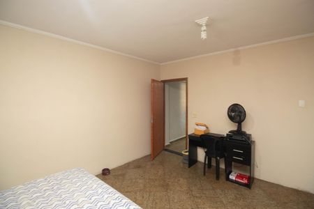 Casa para alugar com 156m², 4 quartos e 3 vagas Casa para alugar com 156m², 4 quartos e 3 vagasQuarto 1