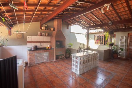 Casa para alugar com 156m², 4 quartos e 3 vagas Casa para alugar com 156m², 4 quartos e 3 vagasChurrasqueira