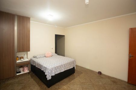 Casa para alugar com 156m², 4 quartos e 3 vagas Casa para alugar com 156m², 4 quartos e 3 vagasQuarto 1