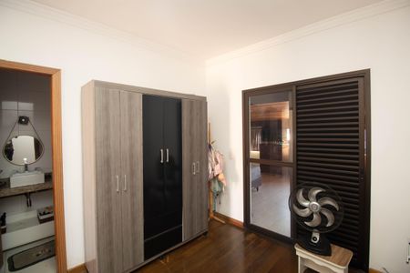 Casa para alugar com 156m², 4 quartos e 3 vagas Casa para alugar com 156m², 4 quartos e 3 vagasSuíte 2