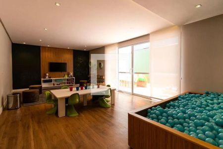 Apartamento à venda com 64m², 2 quartos e 1 vagaÁrea comum