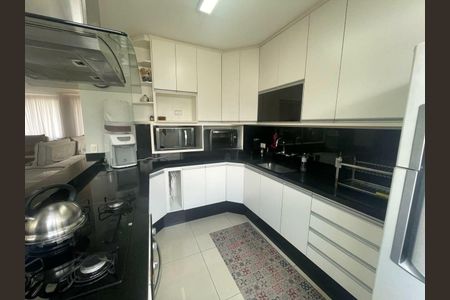 Apartamento à venda com 127m², 3 quartos e 3 vagas