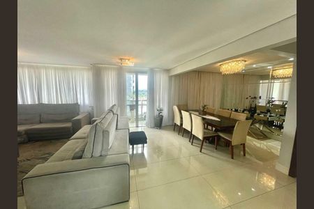 Apartamento à venda com 127m², 3 quartos e 3 vagas