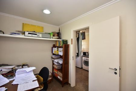 Apartamento à venda com 600m², 3 quartos e 5 vagasQuarto de Serviço