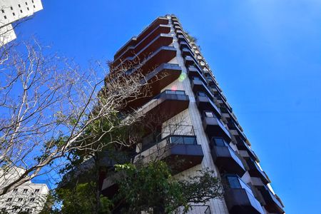 Apartamento à venda com 600m², 3 quartos e 5 vagasFachada