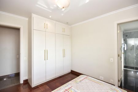 Apartamento à venda com 600m², 3 quartos e 5 vagasSuíte 2