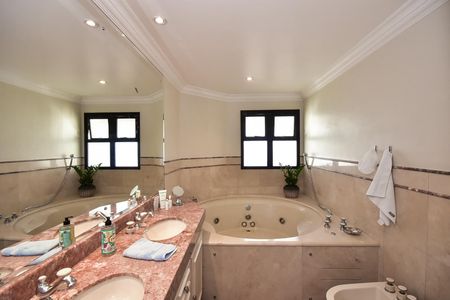 Apartamento à venda com 600m², 3 quartos e 5 vagasBanheiro da Suíte 3