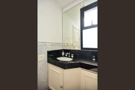 Apartamento à venda com 600m², 3 quartos e 5 vagasBanheiro Suíte 1