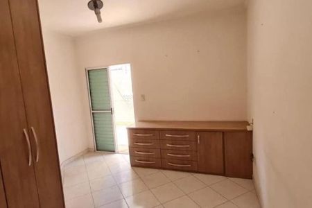 Casa à venda com 4 quartos, 220m² em Vila Nair, São Paulo