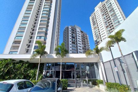 Apartamento para alugar com 67m², 2 quartos e 1 vagaFachada e Portaria