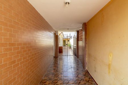 Casa à venda com 90m², 2 quartos e 1 vaga Casa à venda com 90m², 2 quartos e 1 vagaCorredor