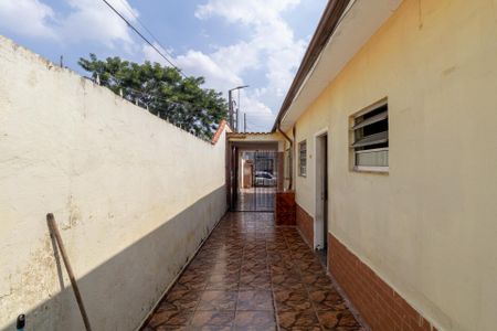 Casa à venda com 90m², 2 quartos e 1 vaga Casa à venda com 90m², 2 quartos e 1 vagaCorredor