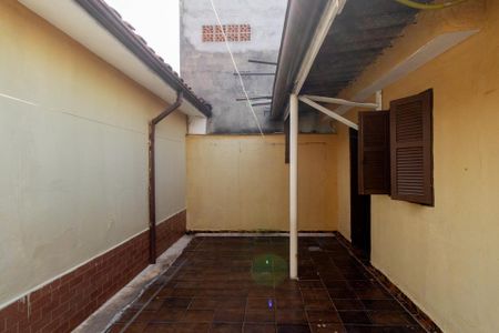 Casa à venda com 90m², 2 quartos e 1 vaga Casa à venda com 90m², 2 quartos e 1 vagaQuintal