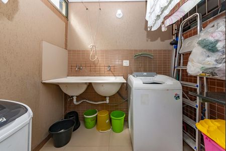 Apartamento à venda com 189m², 4 quartos e 2 vagas Apartamento à venda com 189m², 4 quartos e 2 vagasÁrea de Serviço