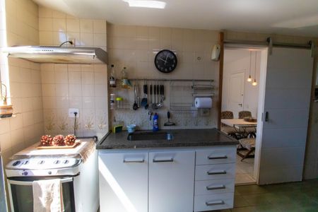 Apartamento à venda com 100m², 2 quartos e 1 vaga Apartamento à venda com 100m², 2 quartos e 1 vagaCozinha