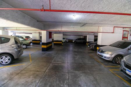 Apartamento à venda com 100m², 2 quartos e 1 vaga Apartamento à venda com 100m², 2 quartos e 1 vagaGaragem