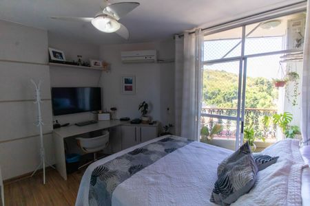Apartamento à venda com 100m², 2 quartos e 1 vaga Apartamento à venda com 100m², 2 quartos e 1 vagaSuíte