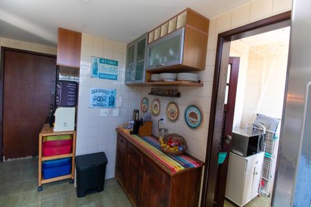Apartamento à venda com 100m², 2 quartos e 1 vaga Apartamento à venda com 100m², 2 quartos e 1 vagaCozinha