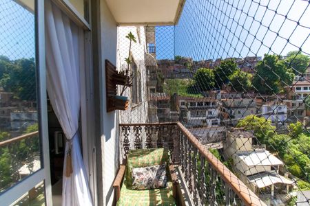 Apartamento à venda com 100m², 2 quartos e 1 vaga Apartamento à venda com 100m², 2 quartos e 1 vagaVaranda da Sala