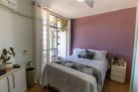 Apartamento à venda com 100m², 2 quartos e 1 vaga Apartamento à venda com 100m², 2 quartos e 1 vagaSuíte